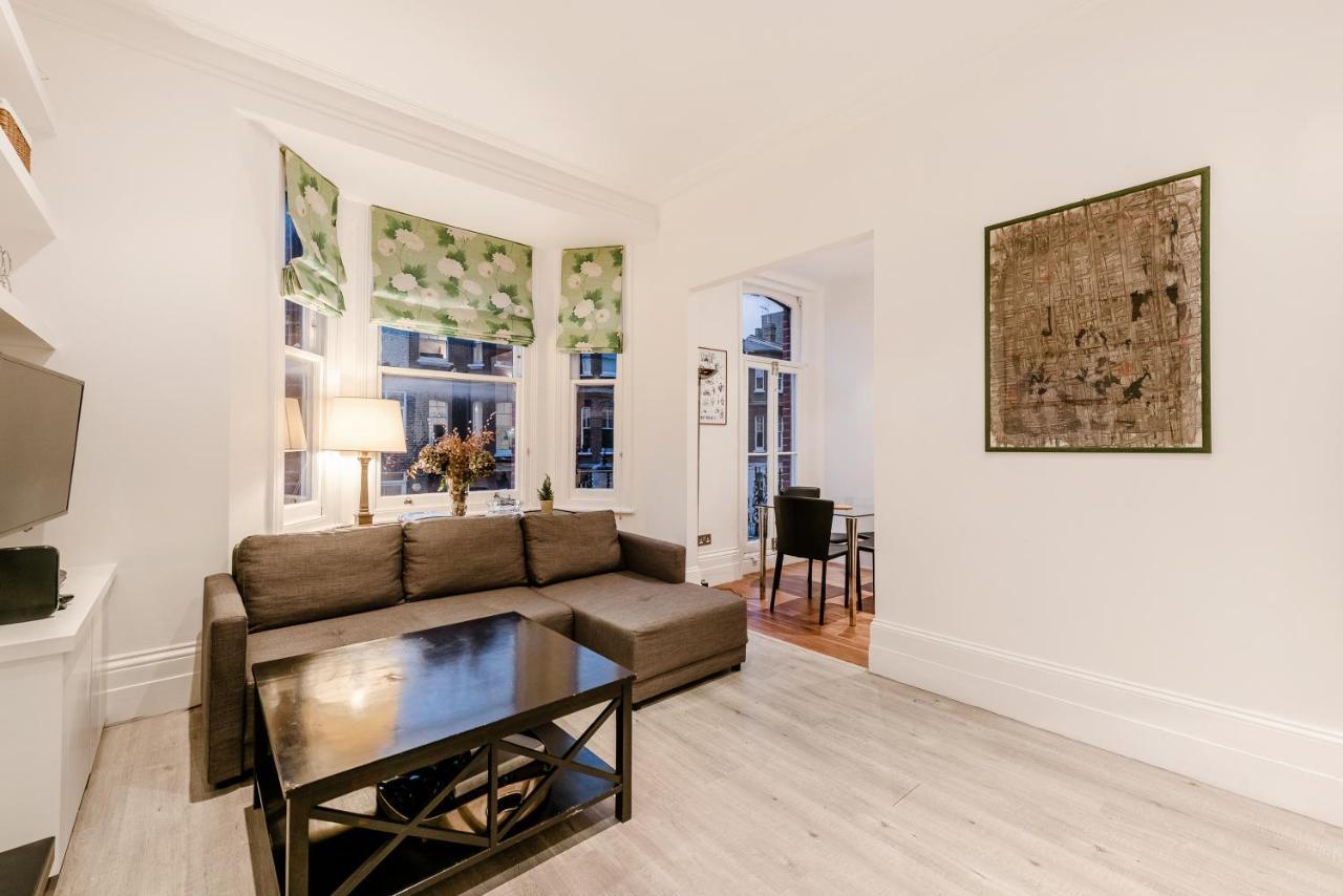 Lovely 2 Bedroom Flat In The Heart Of Chelsea London Exterior foto