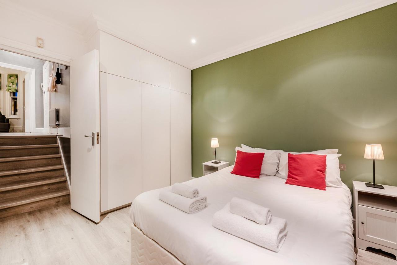 Lovely 2 Bedroom Flat In The Heart Of Chelsea London Exterior foto