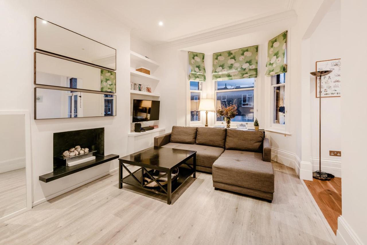 Lovely 2 Bedroom Flat In The Heart Of Chelsea London Exterior foto